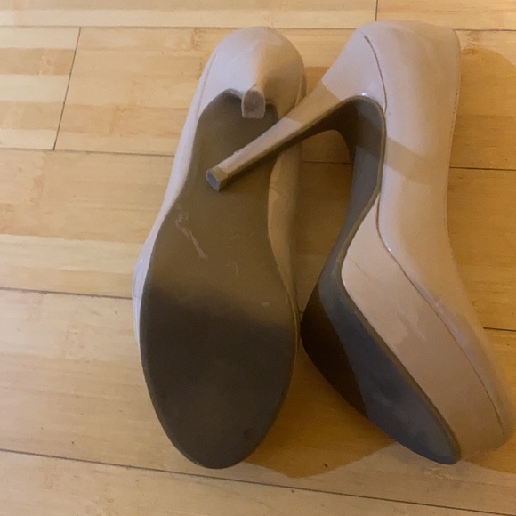 Lauren Conrad nude heels size 8 - Picture 2 of 8